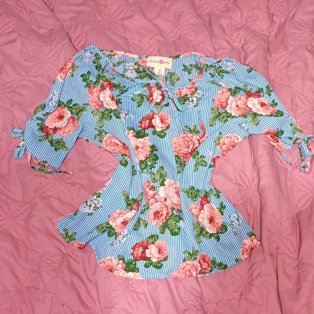 Medium striped floral blue and white blouse